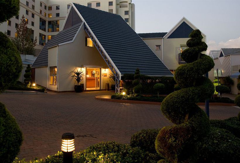 Hotel Courtyard Sandton 10