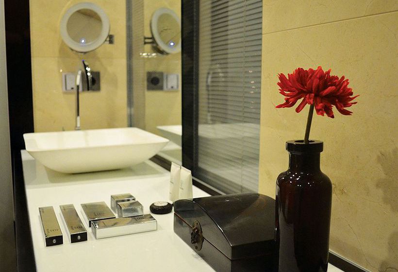 Quentin Design Hotel 17