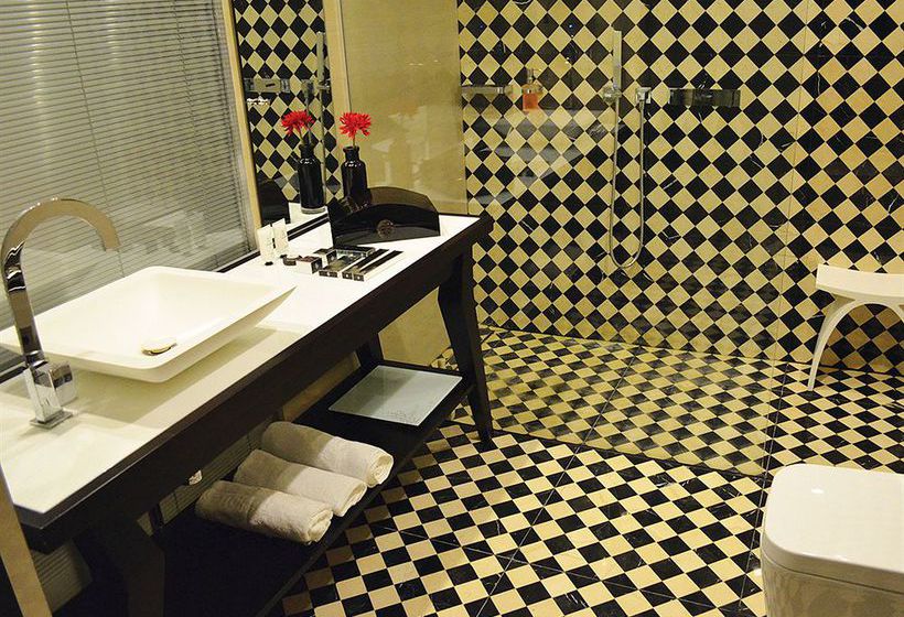 Quentin Design Hotel 6