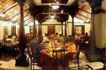 Hotel The Residency Towers 4