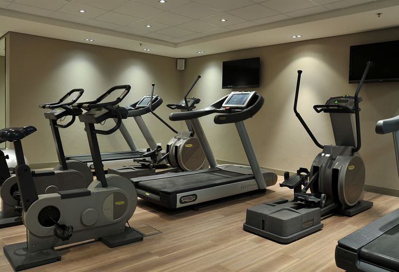 Protea Hotel Victoria Junction 14