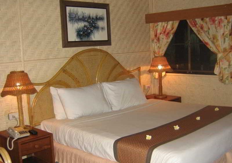 Hotel The Sunset Village Beach Resort 12