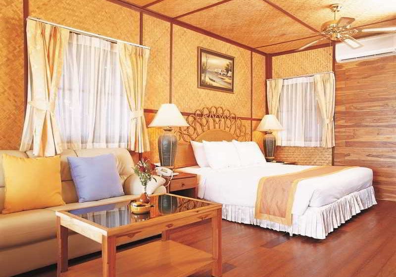 Hotel The Sunset Village Beach Resort 14