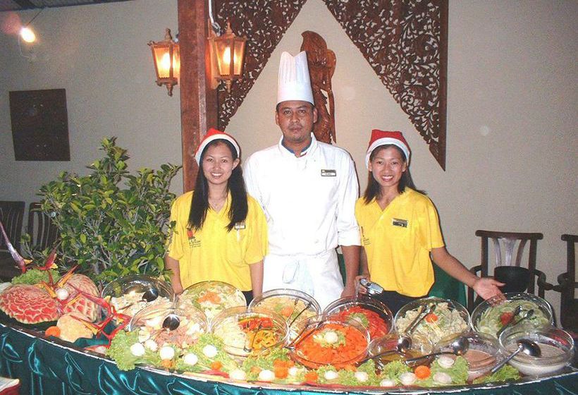 Seascape Beach Resort 11