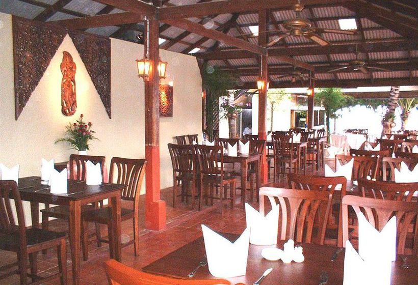 Seascape Beach Resort 9