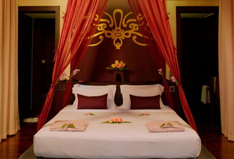 Hotel The Briza Beach Resort 10