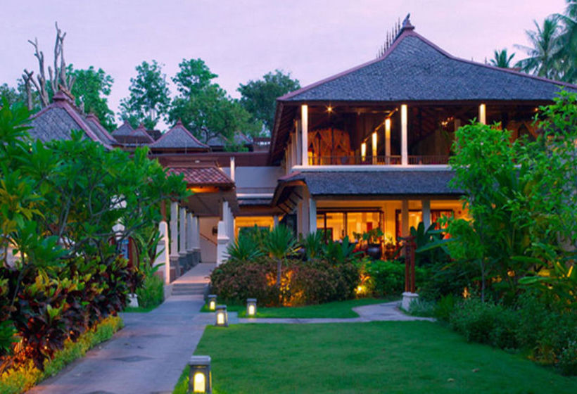 Hotel The Briza Beach Resort 3