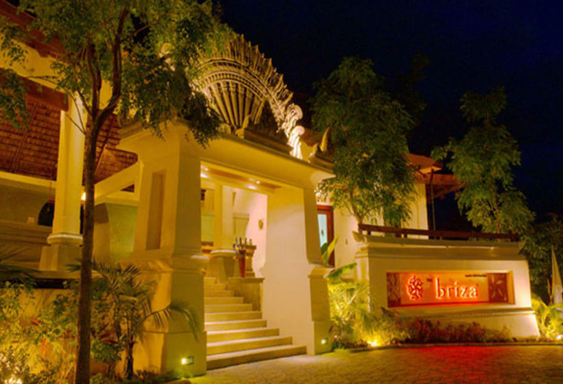 Hotel The Briza Beach Resort 4