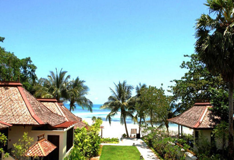 Hotel The Briza Beach Resort 5