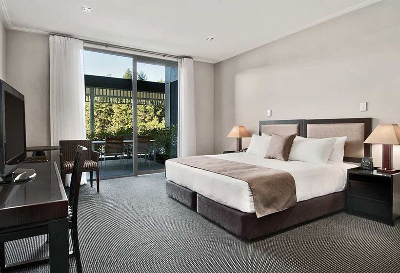 Hilton Lake Taupo hotel 14