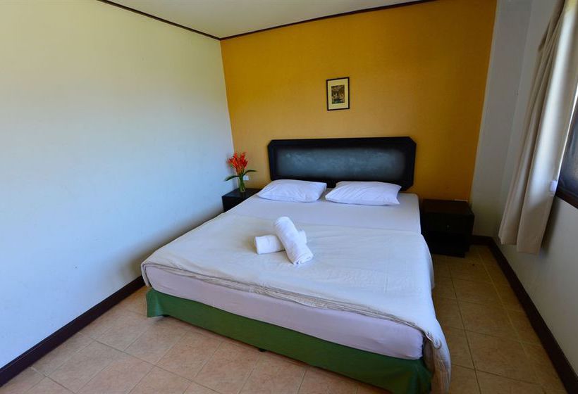 Hotel Charlie Beach Resort 2