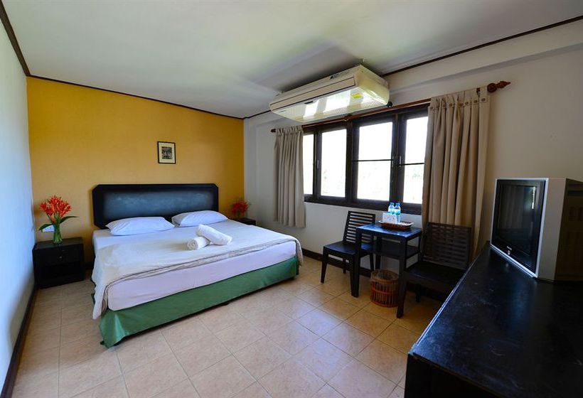 Hotel Charlie Beach Resort 8