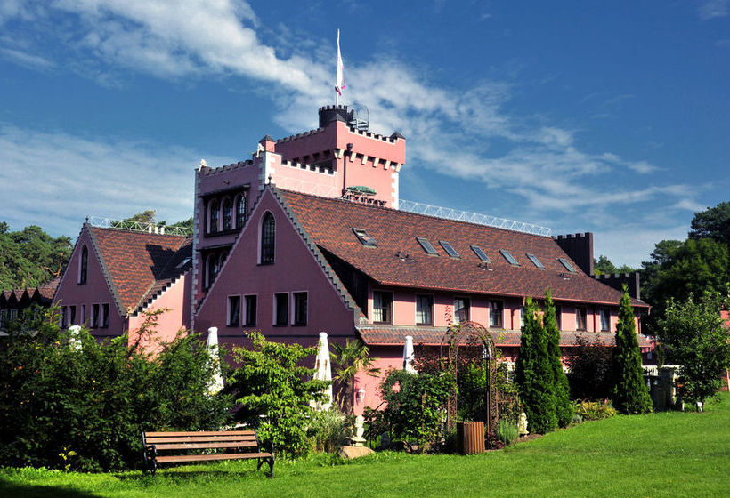 The Lakeside Burghotel zu Strausberg 7