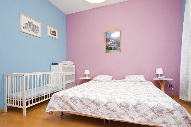 Hotel Pio on Griboedova 3