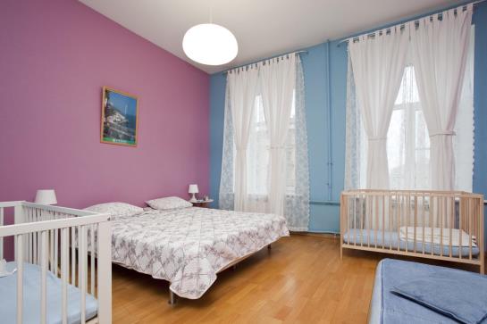 Hotel Pio on Griboedova 7