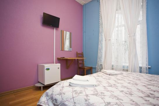 Hotel Pio on Griboedova 8
