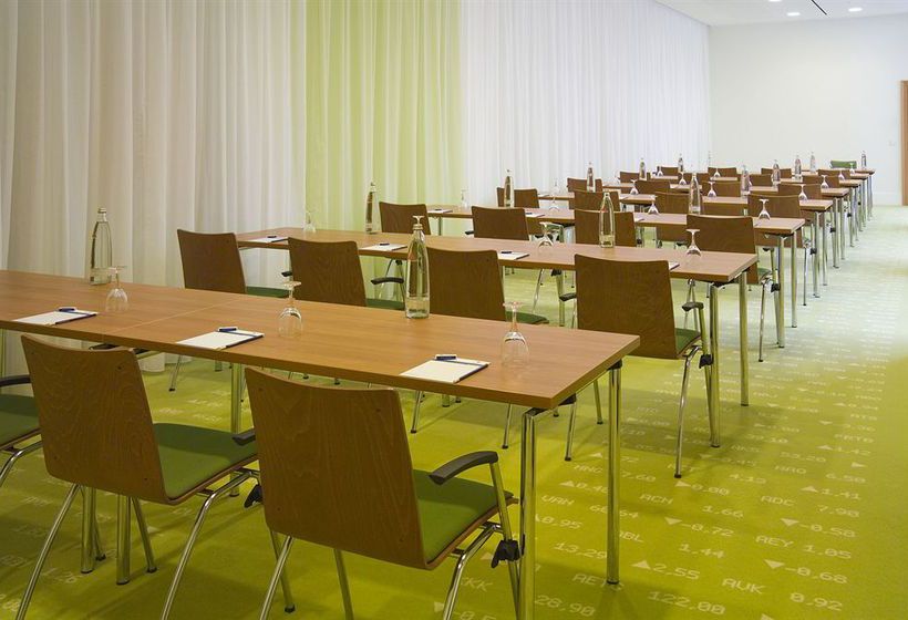 Hotel Park Plaza Wallstreet 12