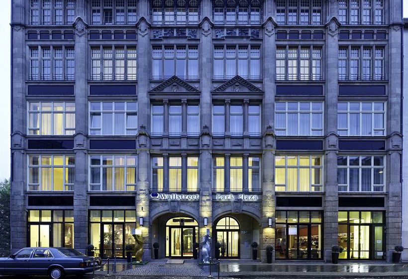 Hotel Park Plaza Wallstreet 13