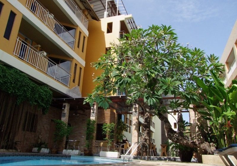 Hotel Poppa Palace 3