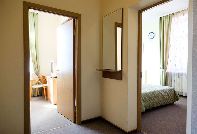 Hotel Maxima Zarya 10