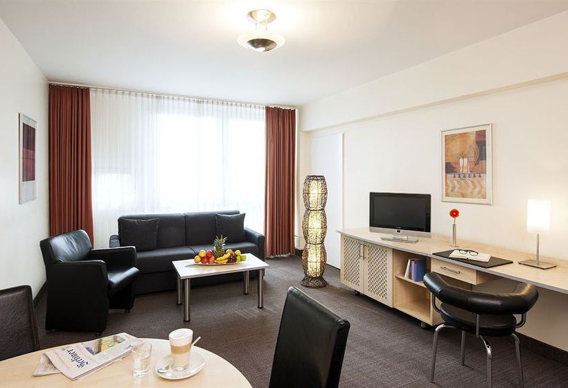 Hotel NH Berlin City West 9