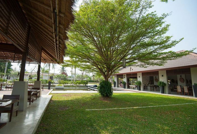 Aka Hotel Resort & Spa 10