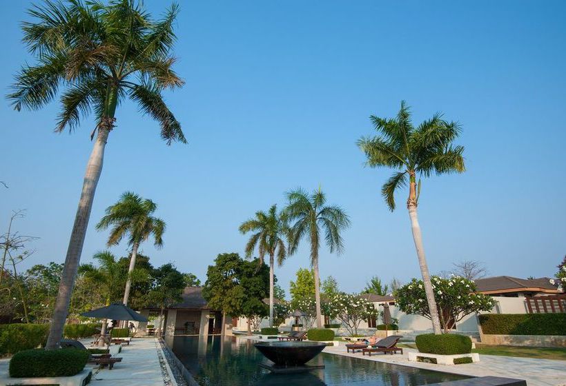 Aka Hotel Resort & Spa 9