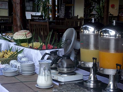 Tonsai Bay Resort 12