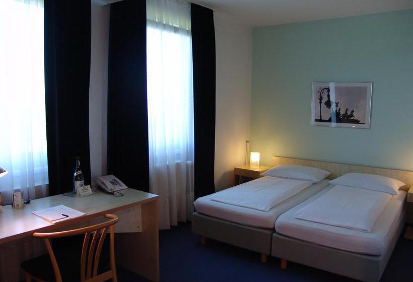 Hotel Enjoy Berlin City Messe 13