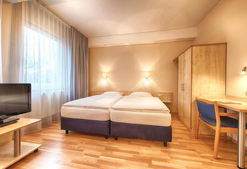 Hotel Enjoy Berlin City Messe 19