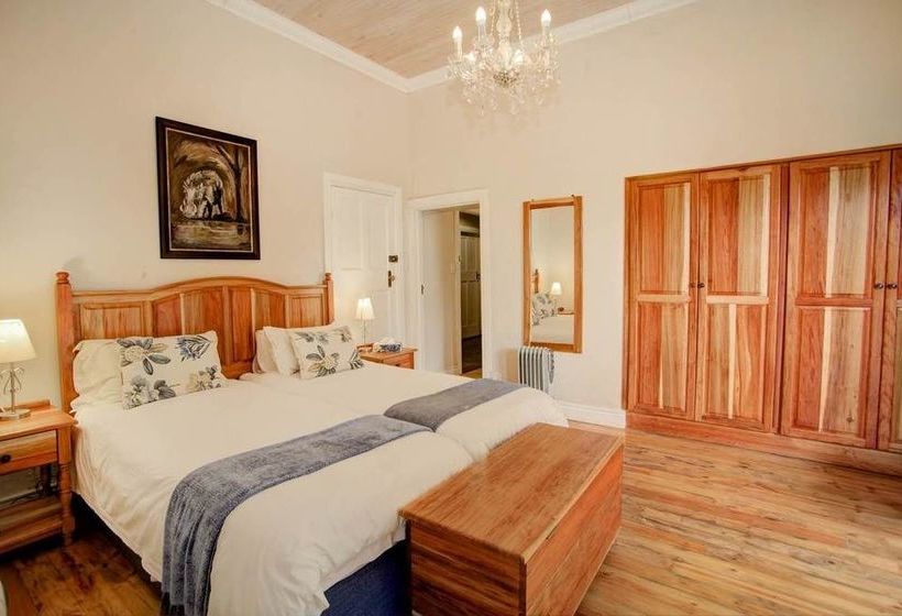 Hotel Zuurberg Mountain Inn 2