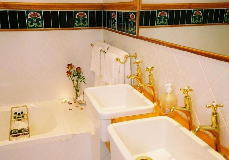 Hotel Evergreen Manor & Spa 9