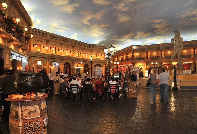 Hotel Peermont Metcourt Suites At Emperors Palace 1