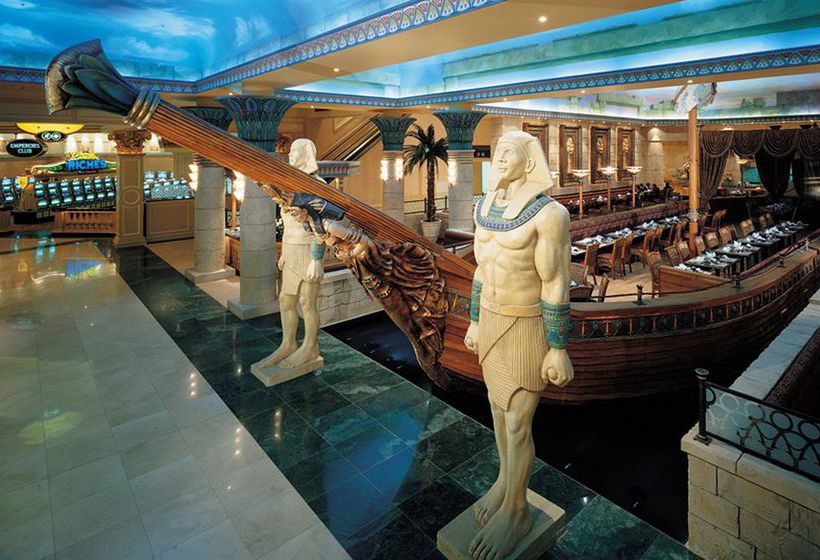 Hotel Peermont Metcourt Suites At Emperors Palace 8