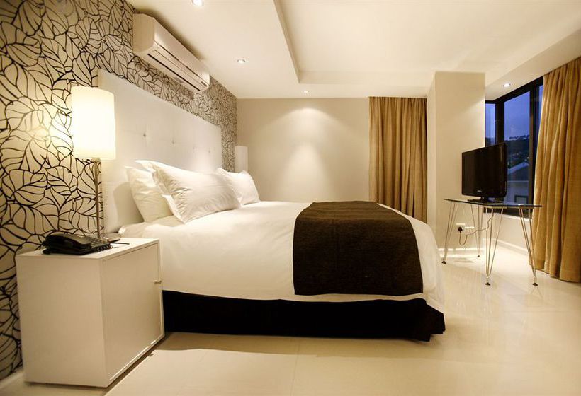 Protea Hotel Fire & Ice Cape Town 12