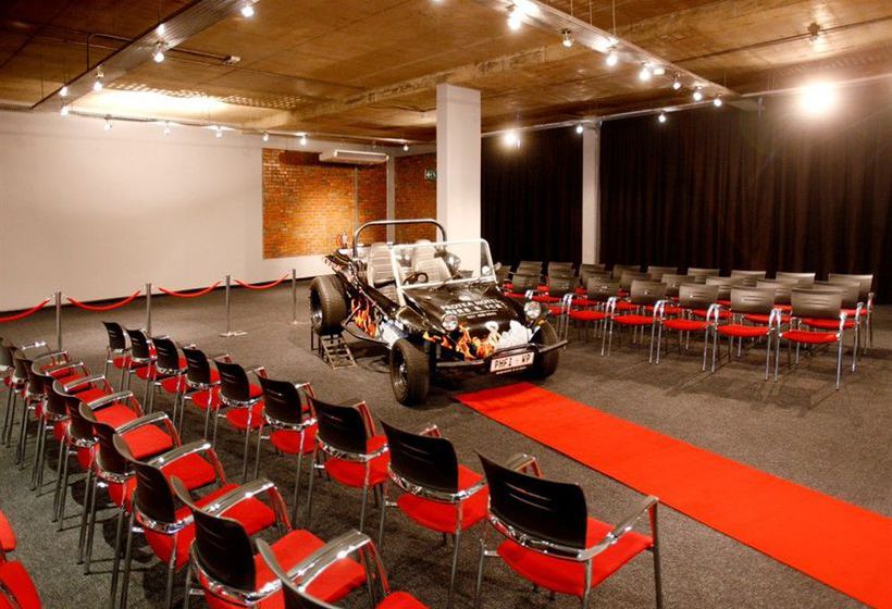 Protea Hotel Fire & Ice Cape Town 14