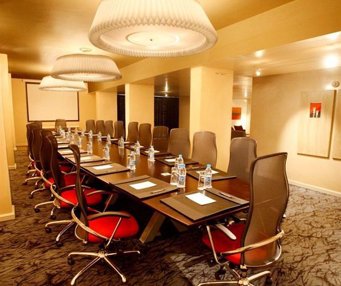 Protea Hotel Fire & Ice Cape Town 18