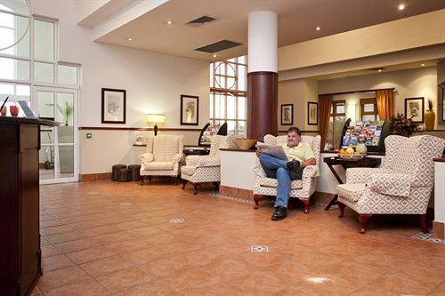 Hotel Town Lodge George 14