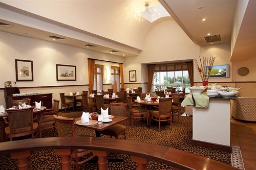 Hotel Town Lodge George 4