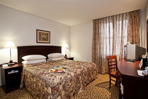 Hotel Town Lodge George 9