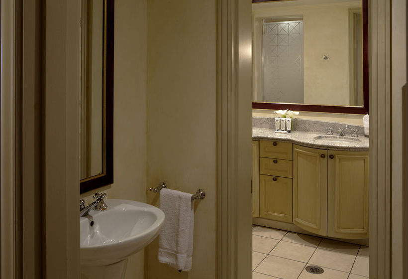 Hotel Michelangelo Towers Suites 12