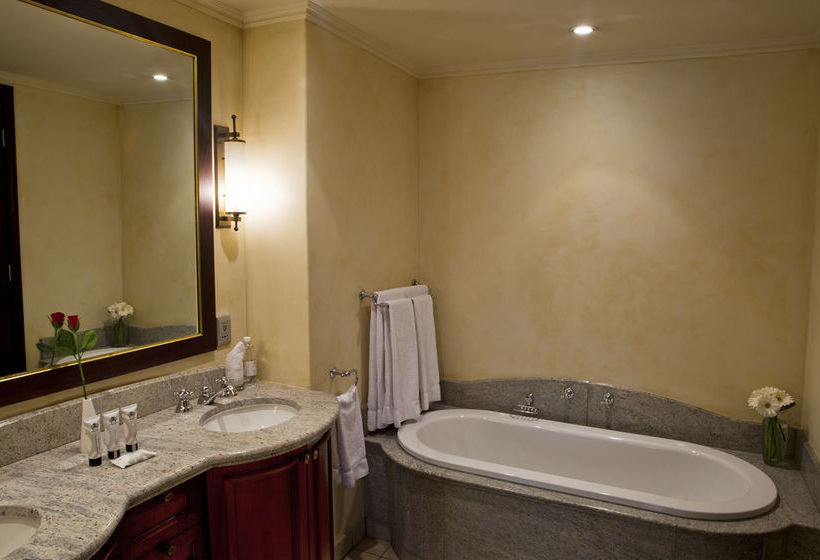 Hotel Michelangelo Towers Suites 16