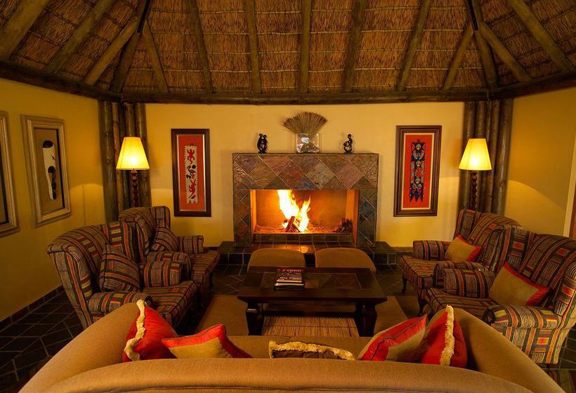 Whalesong Hotel & Hydro 2