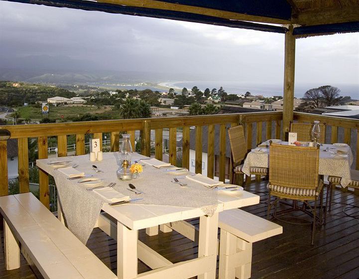 Whalesong Hotel & Hydro 7