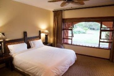 Hotel Mpongo Private Game Reserve 18