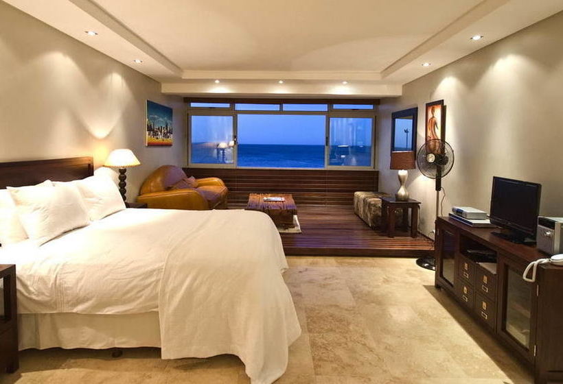 Hotel Bantry Beach Luxury Suites Ciudad del Cabo