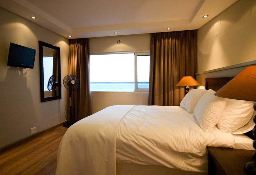 Hotel Bantry Beach Luxury Suites 1