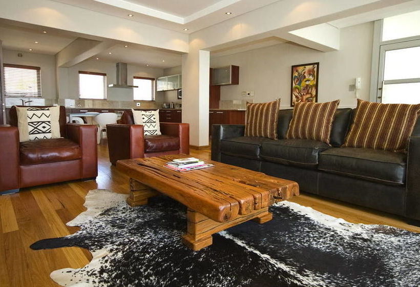 Hotel Bantry Beach Luxury Suites 12