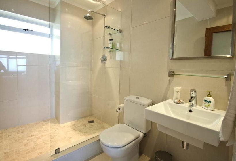 Hotel Bantry Beach Luxury Suites 18