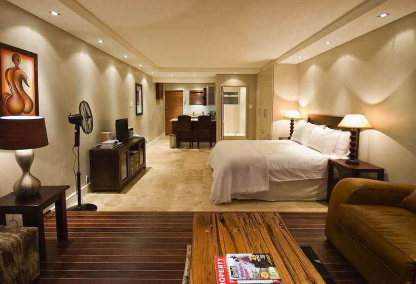 Hotel Bantry Beach Luxury Suites 4